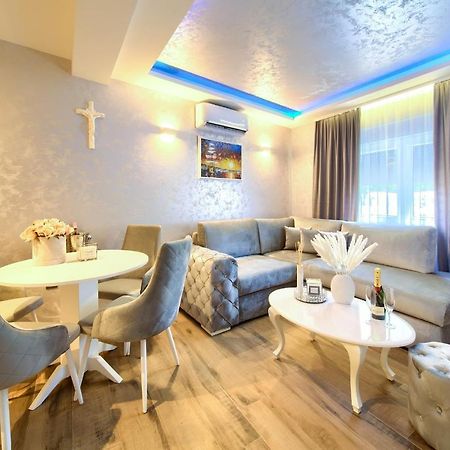 Luxury Apartments Jf Ραμπ Εξωτερικό φωτογραφία