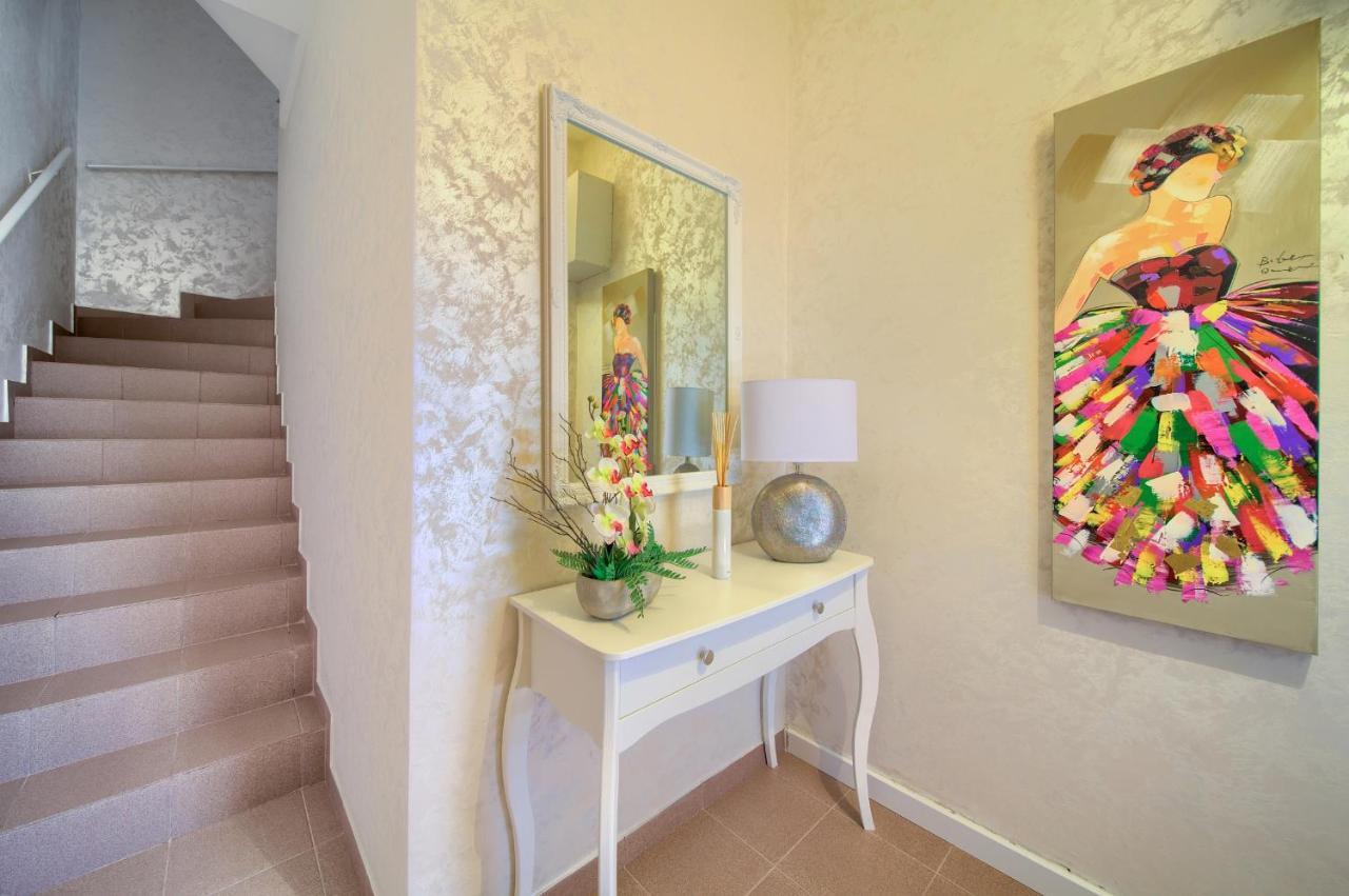 Luxury Apartments Jf Ραμπ Εξωτερικό φωτογραφία