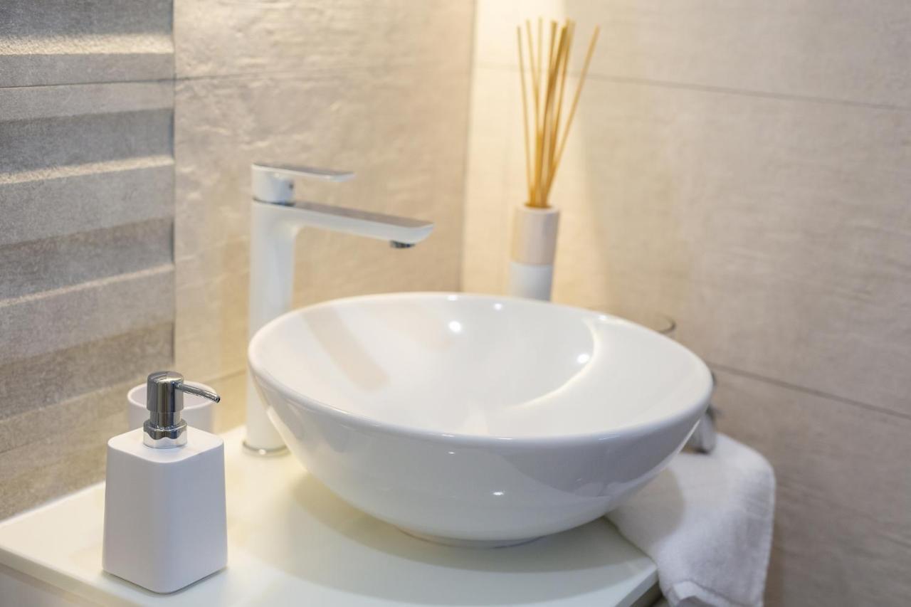 Luxury Apartments Jf Ραμπ Εξωτερικό φωτογραφία