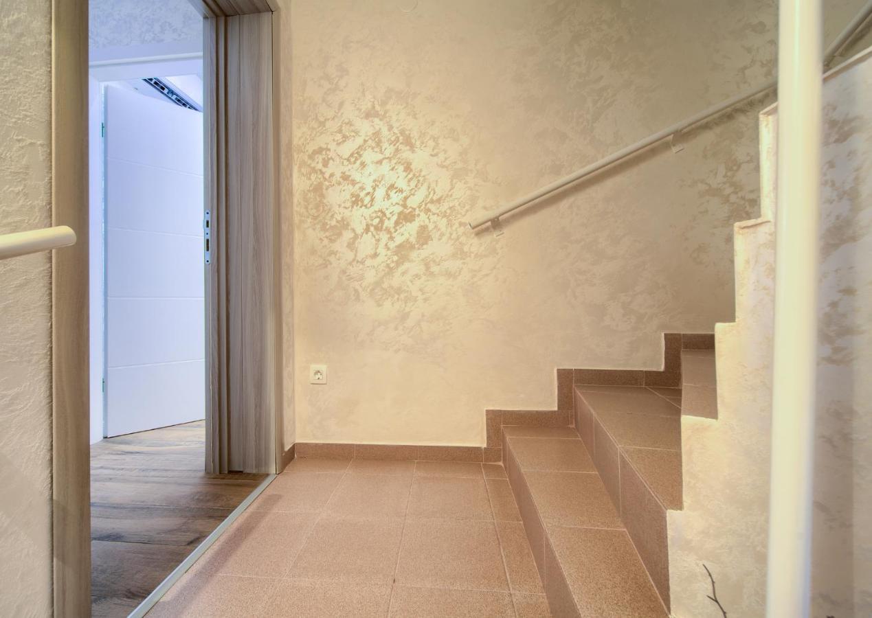 Luxury Apartments Jf Ραμπ Εξωτερικό φωτογραφία
