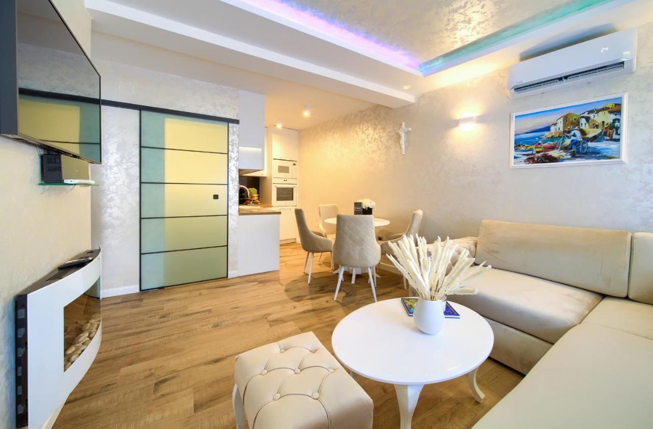 Luxury Apartments Jf Ραμπ Εξωτερικό φωτογραφία