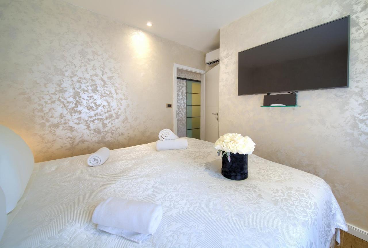 Luxury Apartments Jf Ραμπ Εξωτερικό φωτογραφία