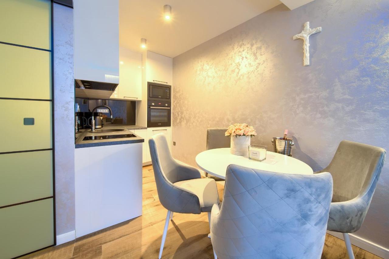 Luxury Apartments Jf Ραμπ Εξωτερικό φωτογραφία